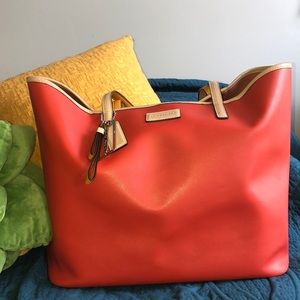 ✨Host Pick✨ 
Coach Park Metro Leather Tote Bag